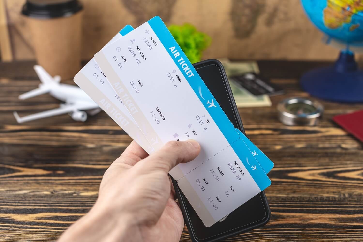 ​लंडन ट्रिपच्या बहाण्याने दीड लाखांची फसवणूक एअर इंडियाचे ‘फेक’ तिकीट देऊन गंडा