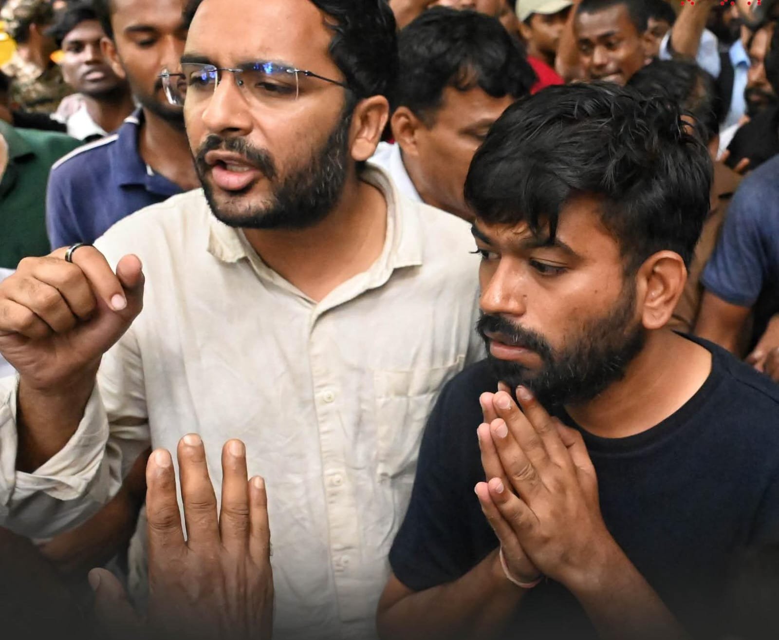 Delhi-पावसातही जंतर-मंतरवर CJP चा ठिय्या कायम; पोलिस कारवाईत जखमी झालेल्यांची अभिजीत दिपकेंकडून माफी